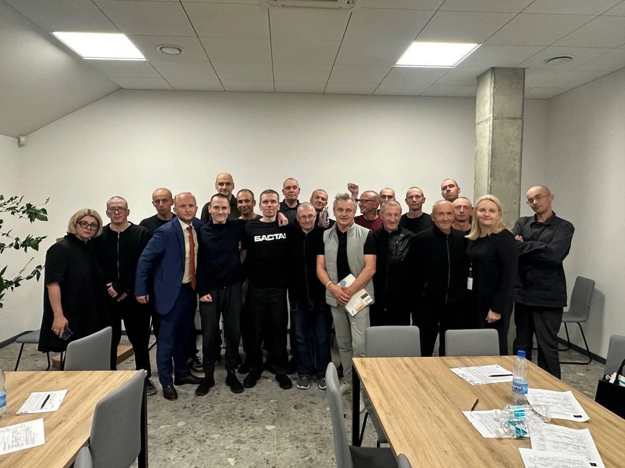 A group photo of the Belarusian political prisoners released on Sept. 11, 2025. Photo: Mediazona Belarus