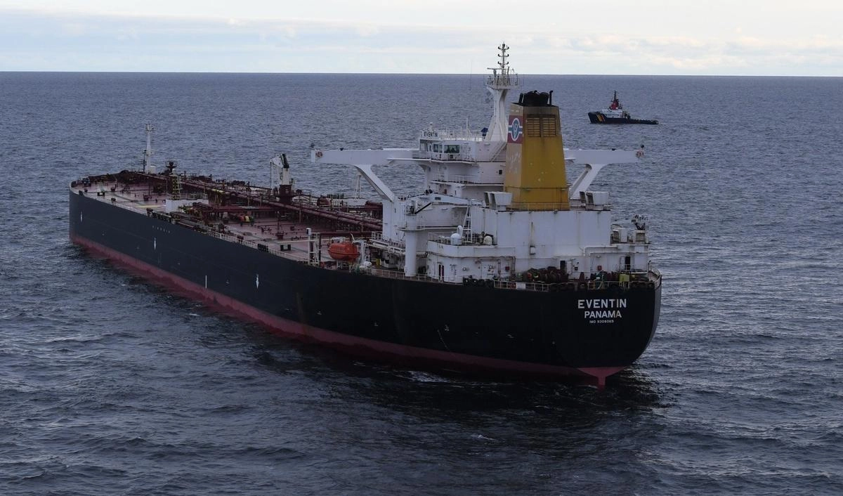 The Russian “shadow fleet” tanker Eventin was confiscated after drifting and being towed to anchorage off the German island of Rugen in March 2025. Photo: Central Command for Maritime Emergencies