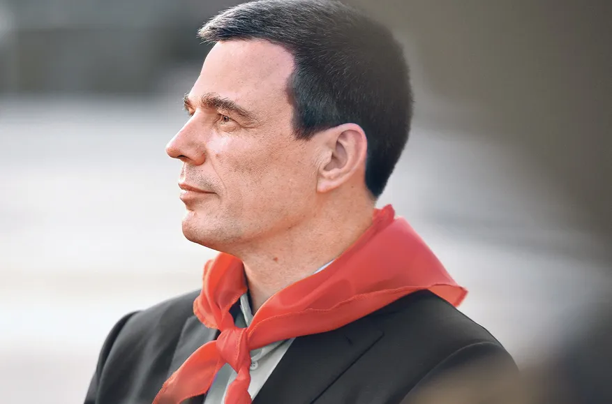 Same as the old boss: New deputy head of Russia’s Defense Ministry Oleg Savelyev conceals his wife — and her luxury properties 