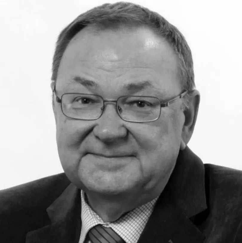 Mikhail  Krutikhin